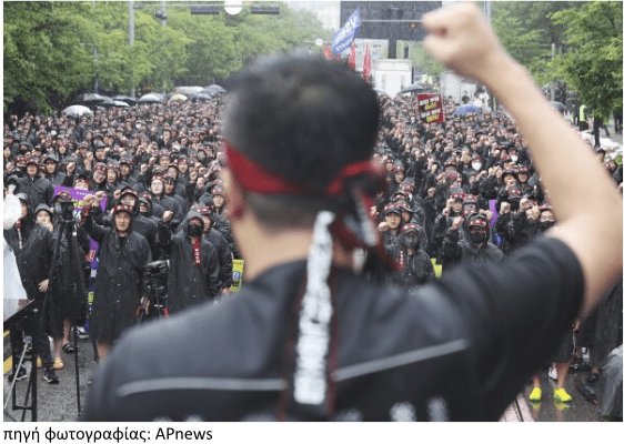 Δεκάδες χιλιάδες εργαζόμενοι σε απεργία διαρκείας στην Samsung Electronics στη Νότια Κορέα